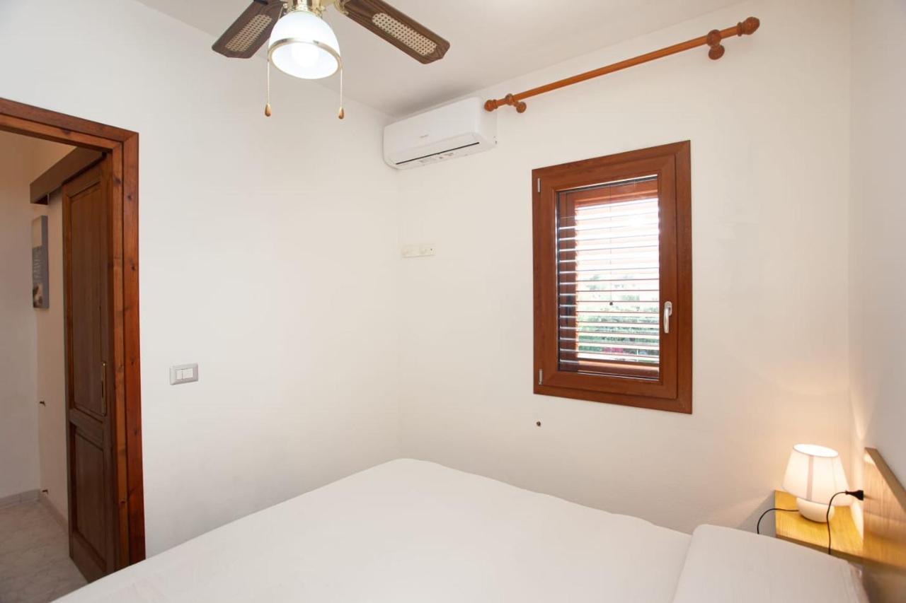 Villa Limbara Ichnos House San Teodoro  Exterior foto
